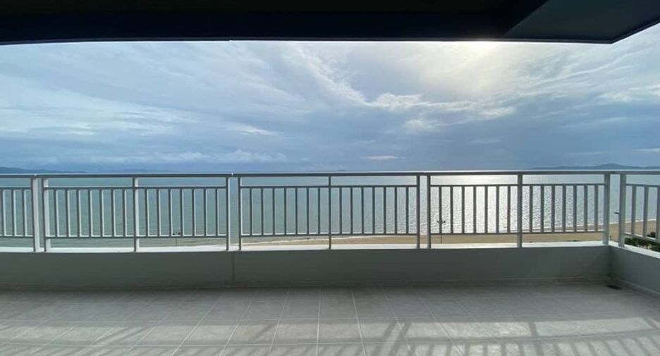 For sale 3 bedrooms condo 
