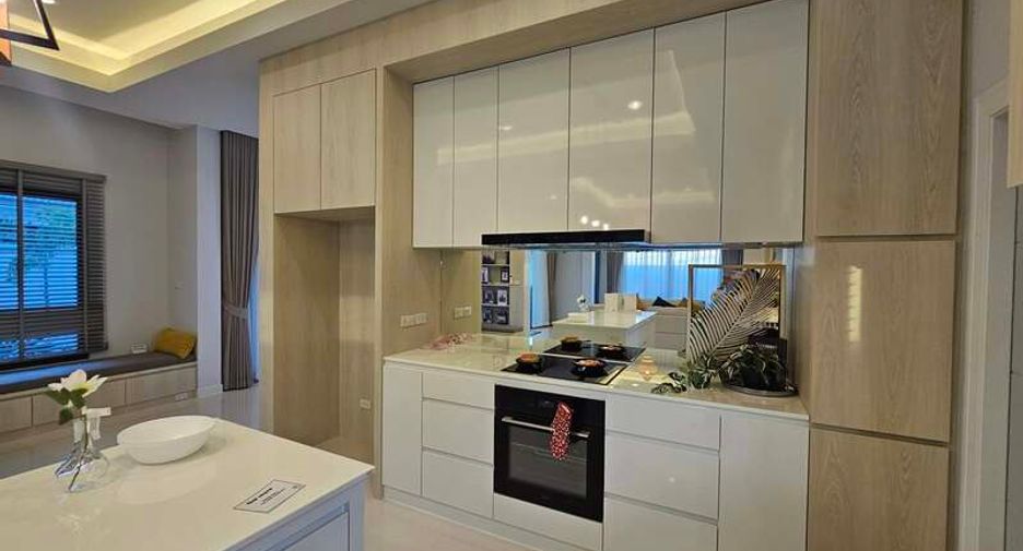 For sale 3 bedrooms villa in Huay Yai, Pattaya