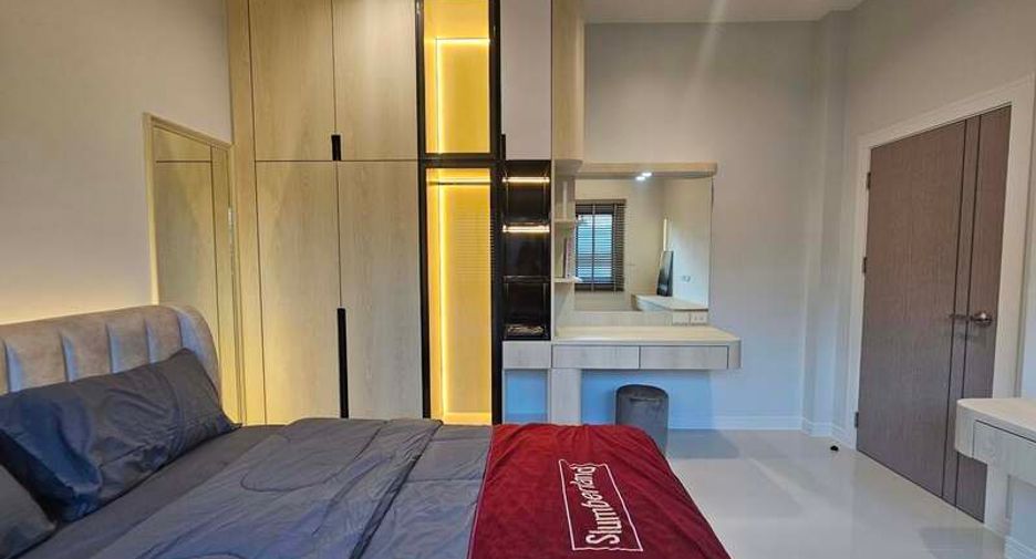 For sale 3 bedrooms villa in Huay Yai, Pattaya