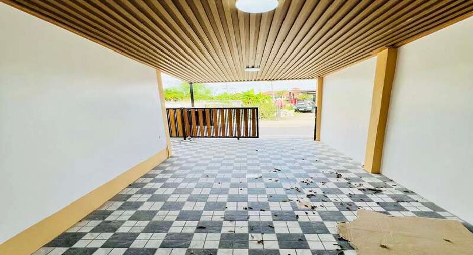 For sale 2 bedrooms house in East Pattaya, Pattaya