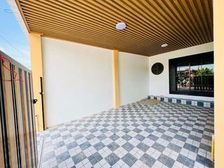For sale 2 ベッドルーム villa in Bang Lamung, Chonburi