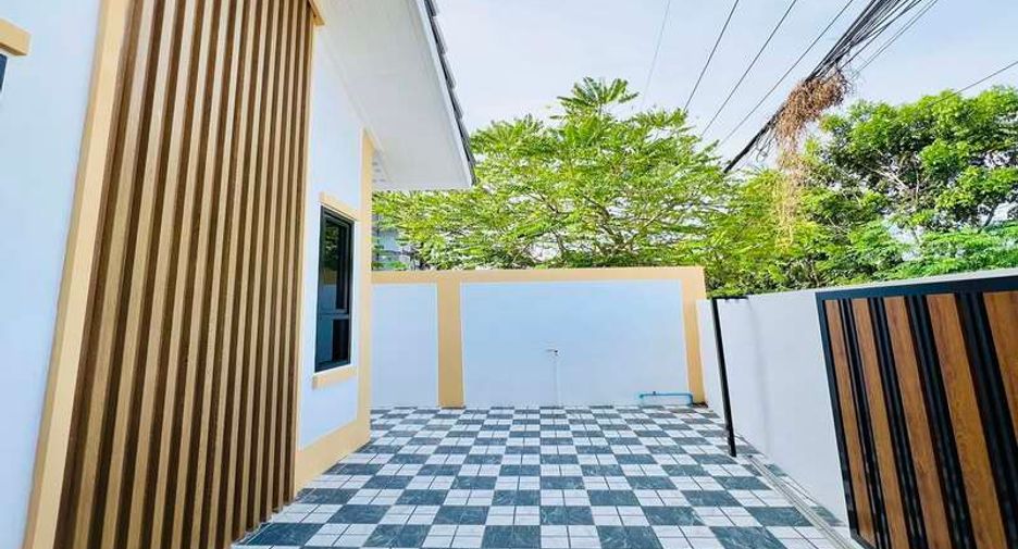 For sale 2 bedrooms house in East Pattaya, Pattaya