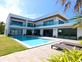For sale 4 bedrooms house in Bang Lamung, Chonburi