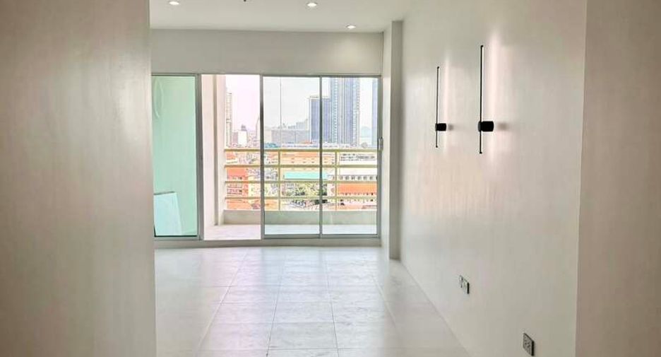For sale studio condo in Pratumnak, Pattaya