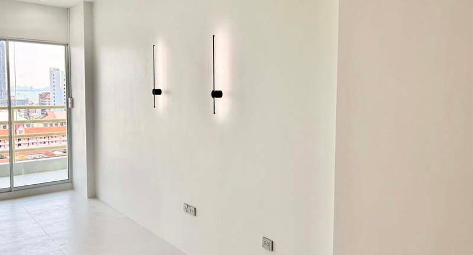 For sale studio condo in Pratumnak, Pattaya
