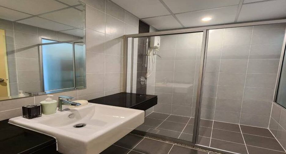 For sale 1 bed condo in South Pattaya, Pattaya
