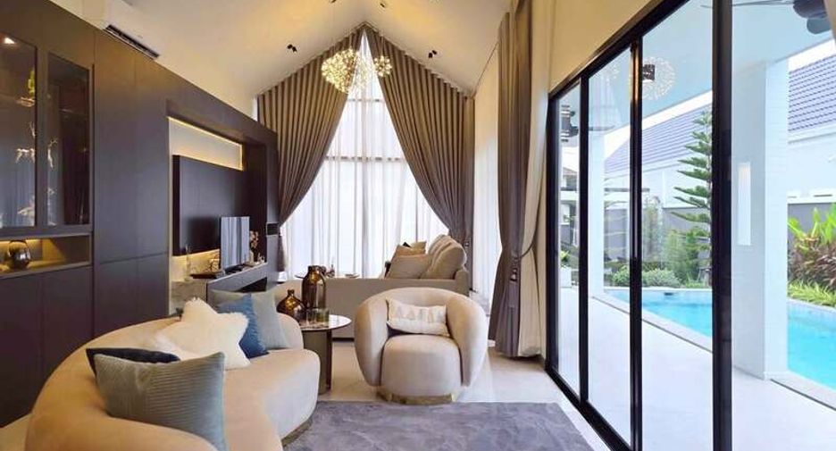 À vendre 5 chambres villa à Bang Lamung, Chonburi