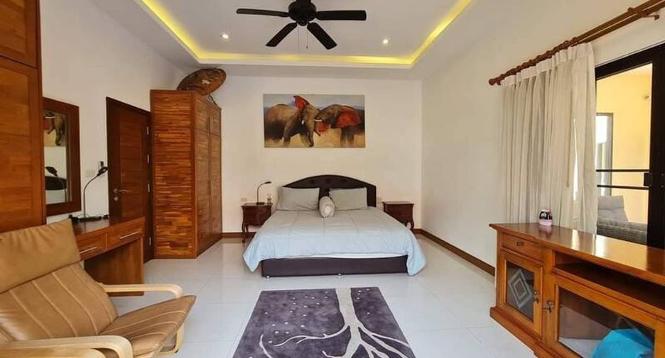 For sale 3 bedrooms villa in Sattahip, Chonburi