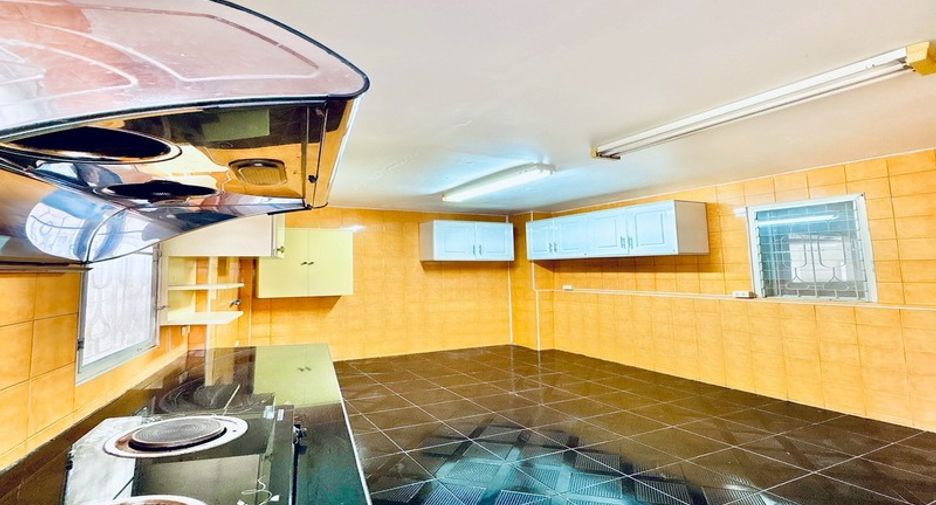 For sale 4 bedrooms house in Jomtien, Pattaya