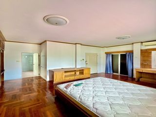 Casa en venta de 4 habitaciones en Bang Lamung, Chonburi
