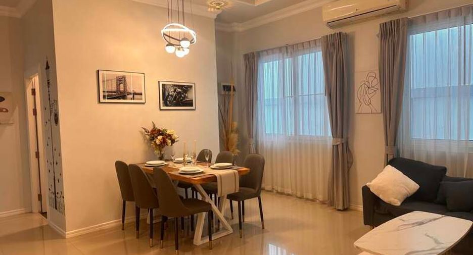For sale 3 bedrooms villa in Huay Yai, Pattaya