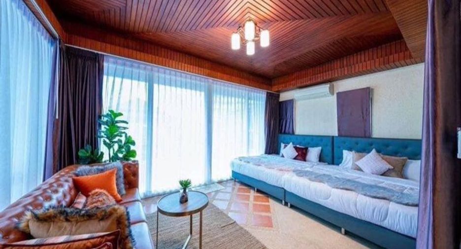 For sale 4 bedrooms house in Jomtien, Pattaya