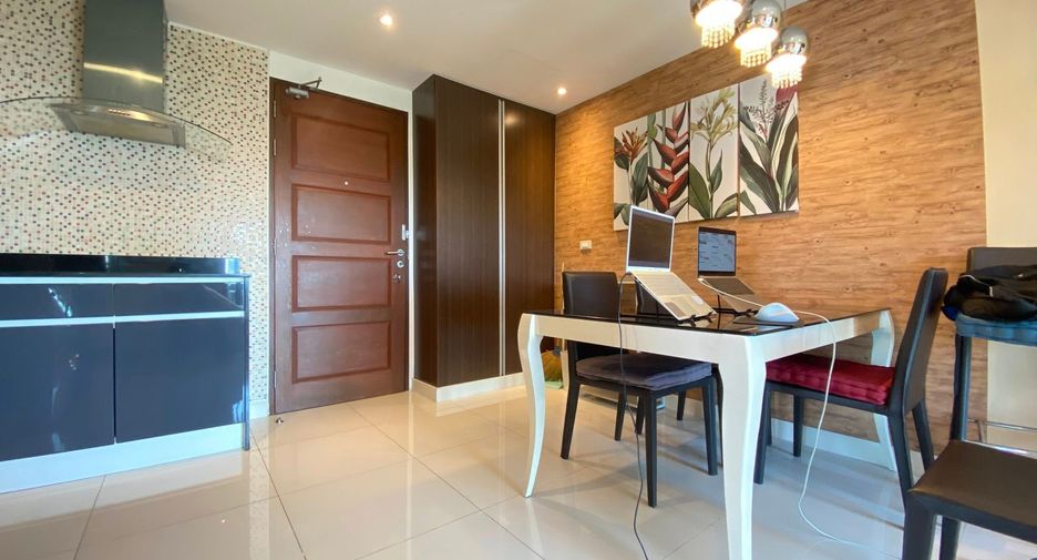 Condo en alquiler de 2 habitaciones en Bang Lamung, Chonburi