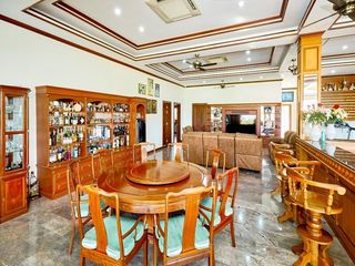 For sale 6 bedrooms villa in Bang Lamung, Chonburi