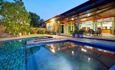For sale 6 bedrooms house in East Pattaya, Pattaya
