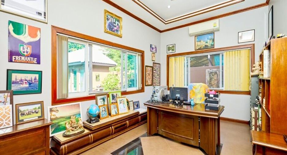 For sale 6 bedrooms villa in East Pattaya, Pattaya