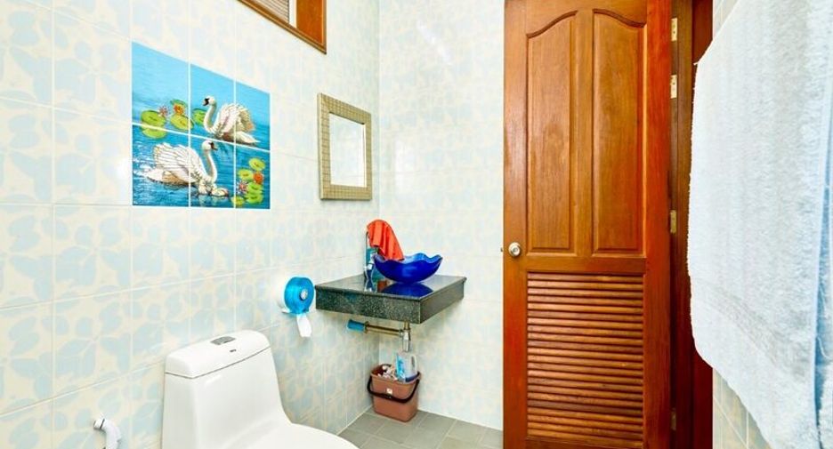 For sale 6 bedrooms villa in East Pattaya, Pattaya