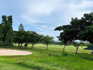 For sale 4 ベッドルーム house in Bang Lamung, Chonburi