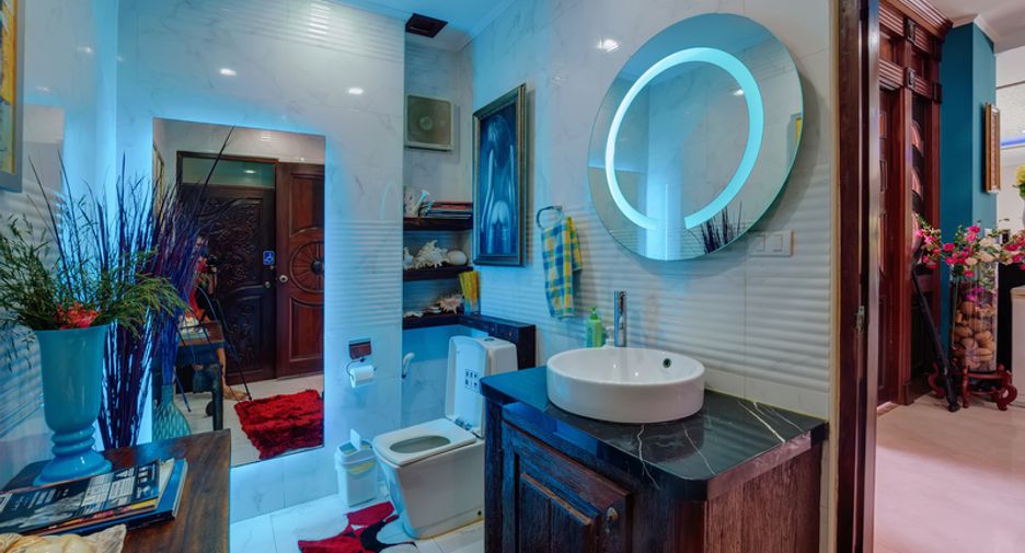 For sale 7 bedrooms villa in Sattahip, Chonburi