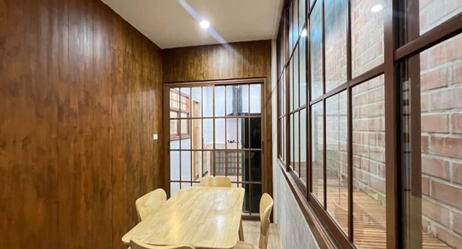 Haus zum Kauf mit 4 Zimmer in Bang Lamung, Chonburi