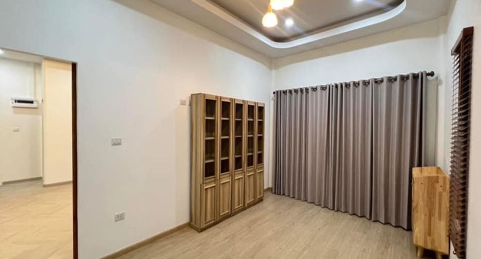 Haus zum Kauf mit 4 Zimmer in Bang Lamung, Chonburi