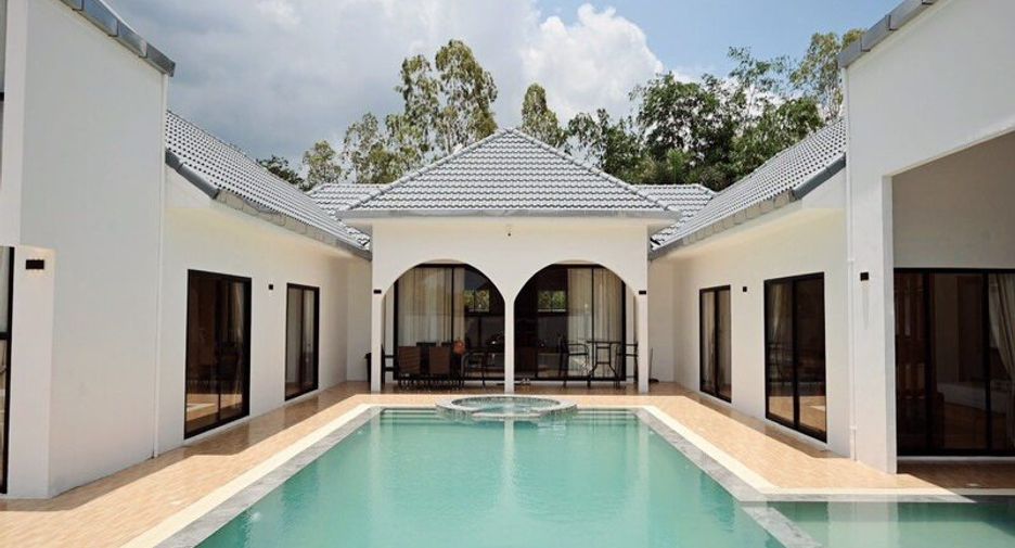 Villa en venta de 4 habitaciones en Huay Yai, Pattaya