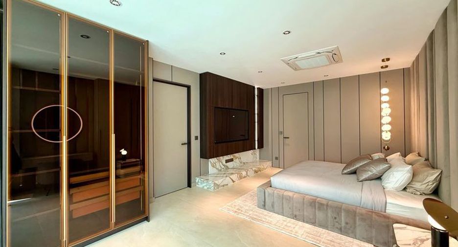 For sale 4 bedrooms villa in Jomtien, Pattaya