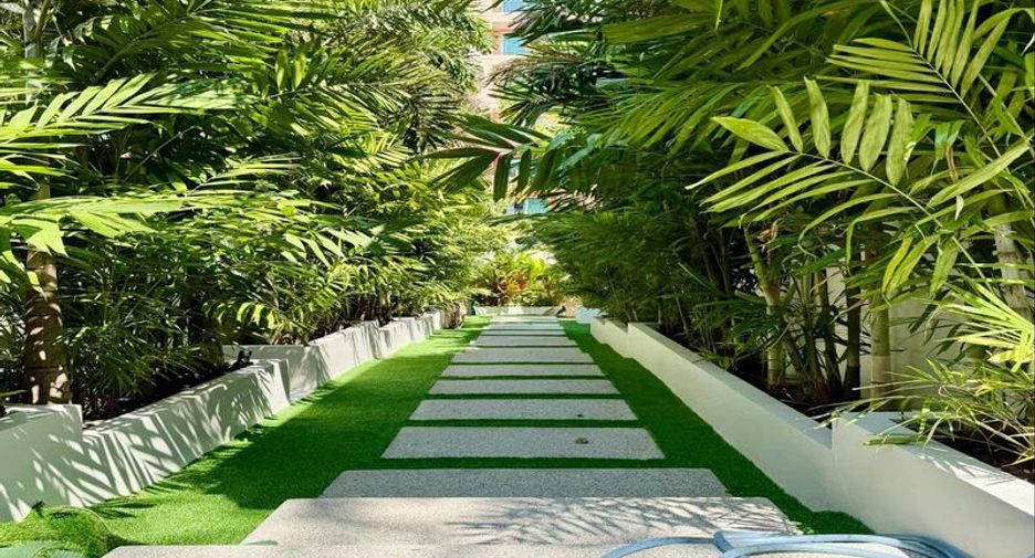 For sale 4 bedrooms villa in Jomtien, Pattaya