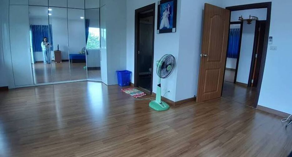 出售 3 卧室 独立屋 在 东芭堤雅, 芭提雅