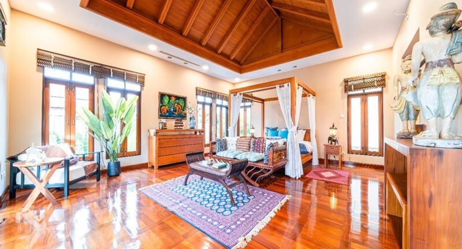 Villa zum Kauf mit 3 Zimmer in Sattahip, Chonburi