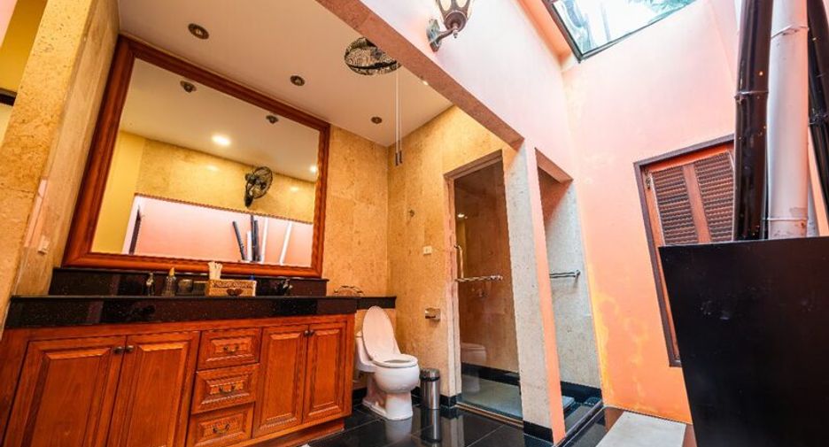 Villa zum Kauf mit 3 Zimmer in Sattahip, Chonburi
