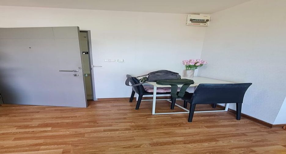 For sale 1 bed condo in South Pattaya, Pattaya