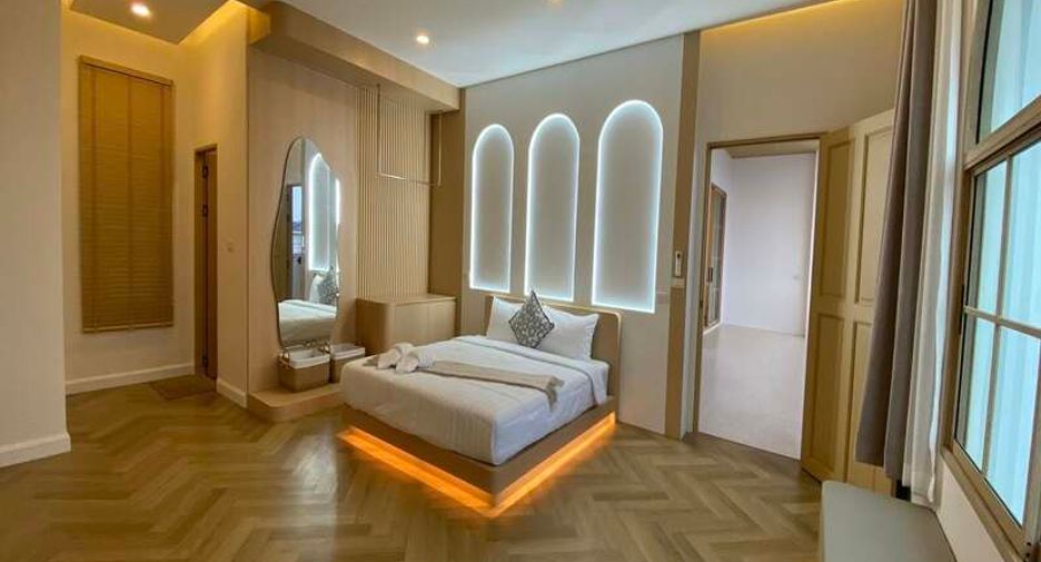 Haus zum Kauf mit 5 Zimmer in Bang Lamung, Chonburi