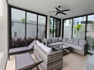 For sale 4 bedrooms house in Bang Lamung, Chonburi