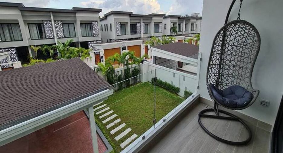 For sale 4 bedrooms house in Jomtien, Pattaya