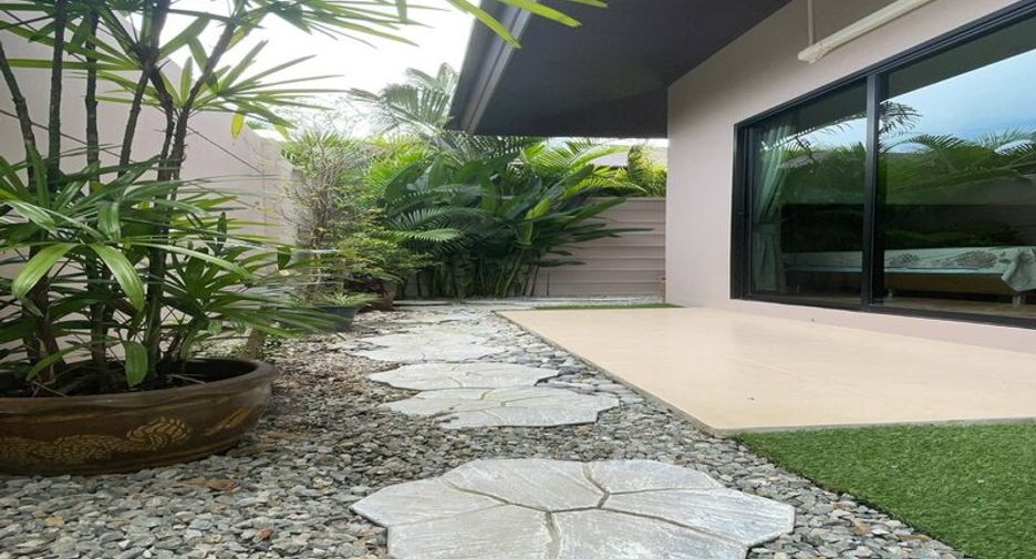 For rent 3 bedrooms villa in Huay Yai, Pattaya