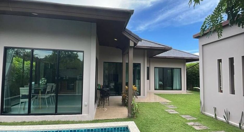 For rent 3 bedrooms villa in Huay Yai, Pattaya