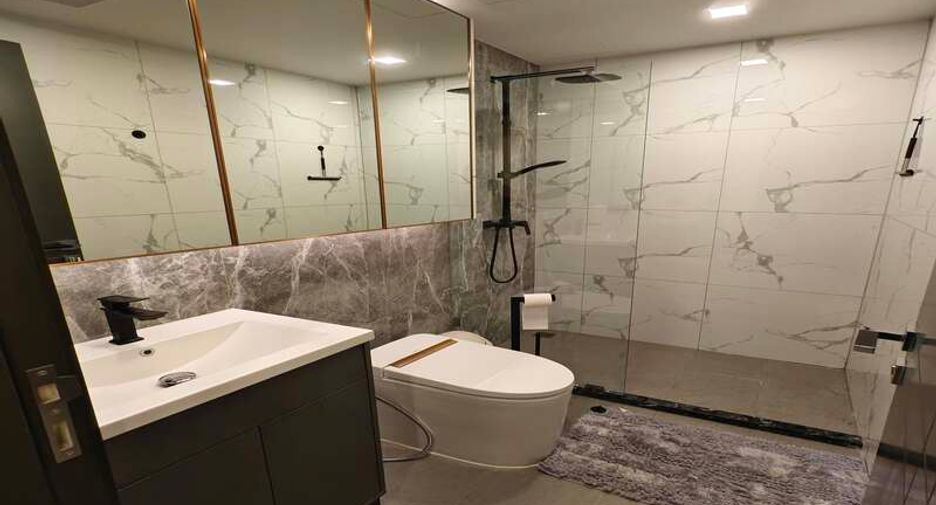 For sale 2 bedrooms condo in South Pattaya, Pattaya