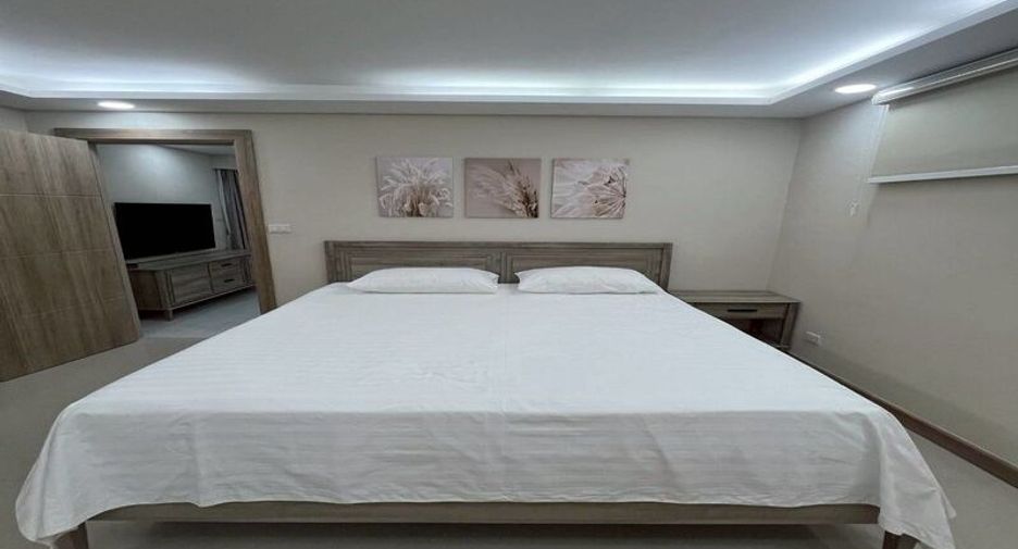For sale 1 bed condo in Pratumnak, Pattaya