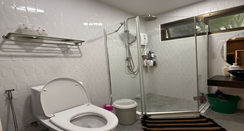 For sale 3 bedrooms villa in Jomtien, Pattaya