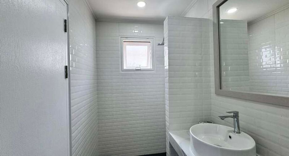 For sale 3 bedrooms villa in East Pattaya, Pattaya