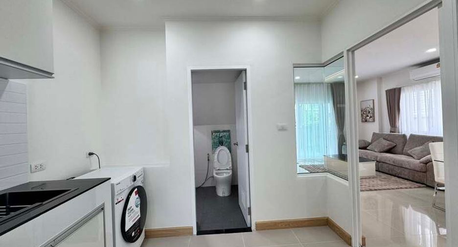 For sale 3 bedrooms villa in East Pattaya, Pattaya