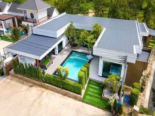 Villa zur Miete mit 11 Zimmer in Bang Lamung, Chonburi