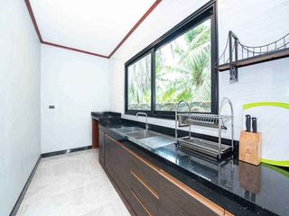Villa zur Miete mit 11 Zimmer in Bang Lamung, Chonburi