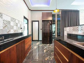 Villa zur Miete mit 11 Zimmer in Bang Lamung, Chonburi