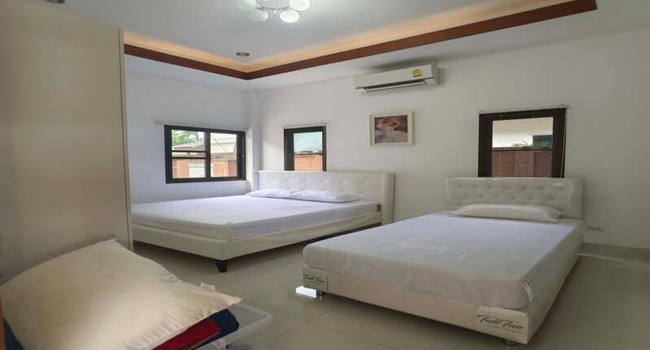 For sale 8 bedrooms villa in Huay Yai, Pattaya