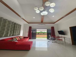 Villa zum Kauf mit 8 Zimmer in Bang Lamung, Chonburi
