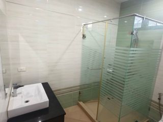 Villa zum Kauf mit 8 Zimmer in Bang Lamung, Chonburi