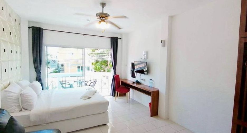 For sale 6 bedrooms villa in Jomtien, Pattaya