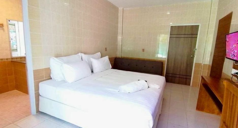 For sale 6 bedrooms villa in Jomtien, Pattaya